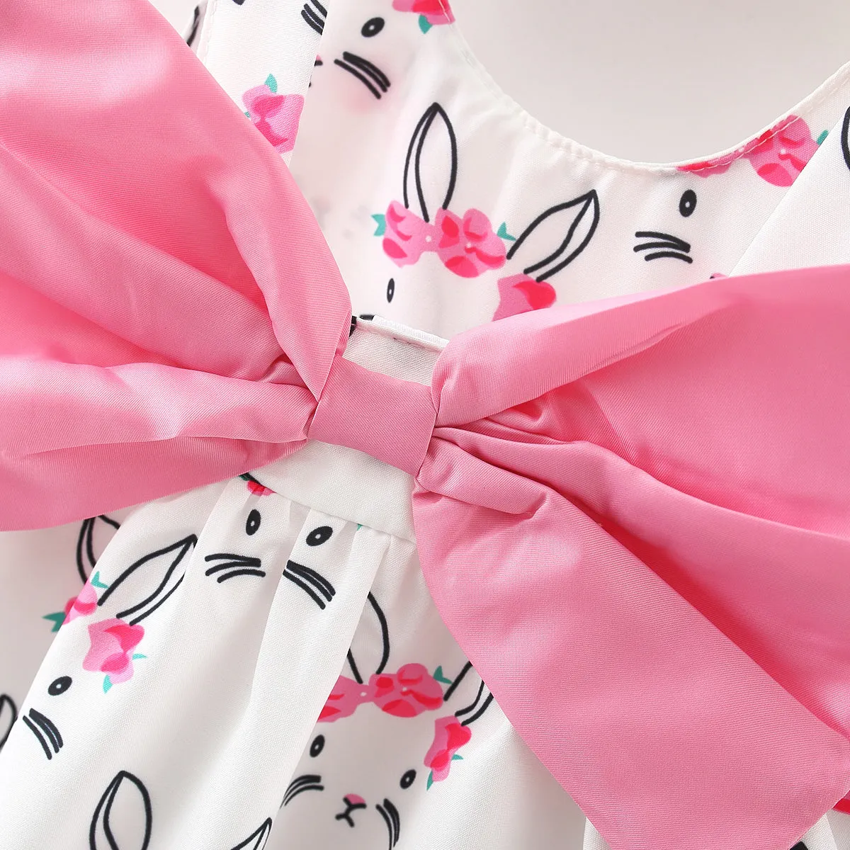 2pcs Baby Girl Bow Front Pretty Rabbit Print Tank Dress & Hat Set