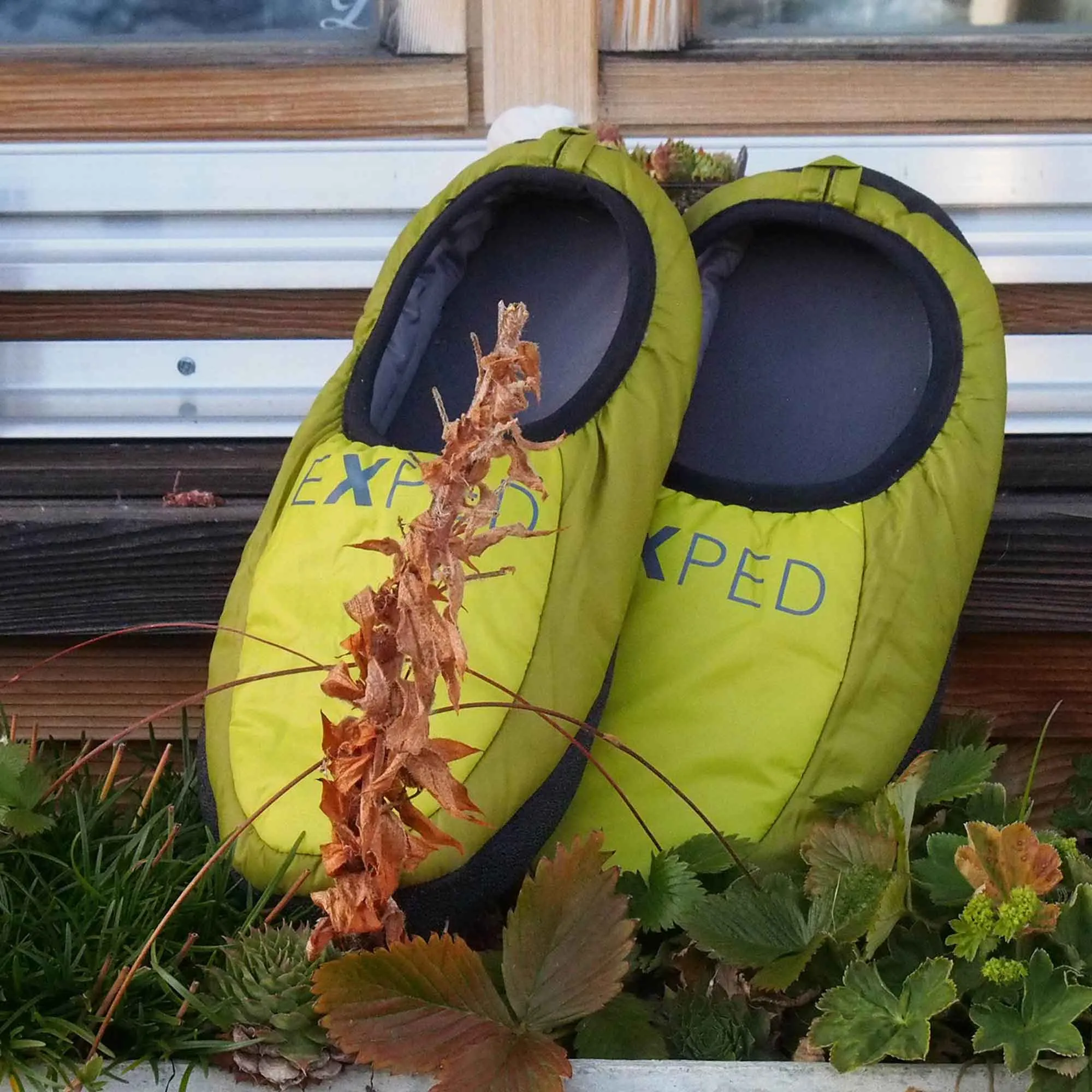 Camp Slippers - Insulated Hut Booties