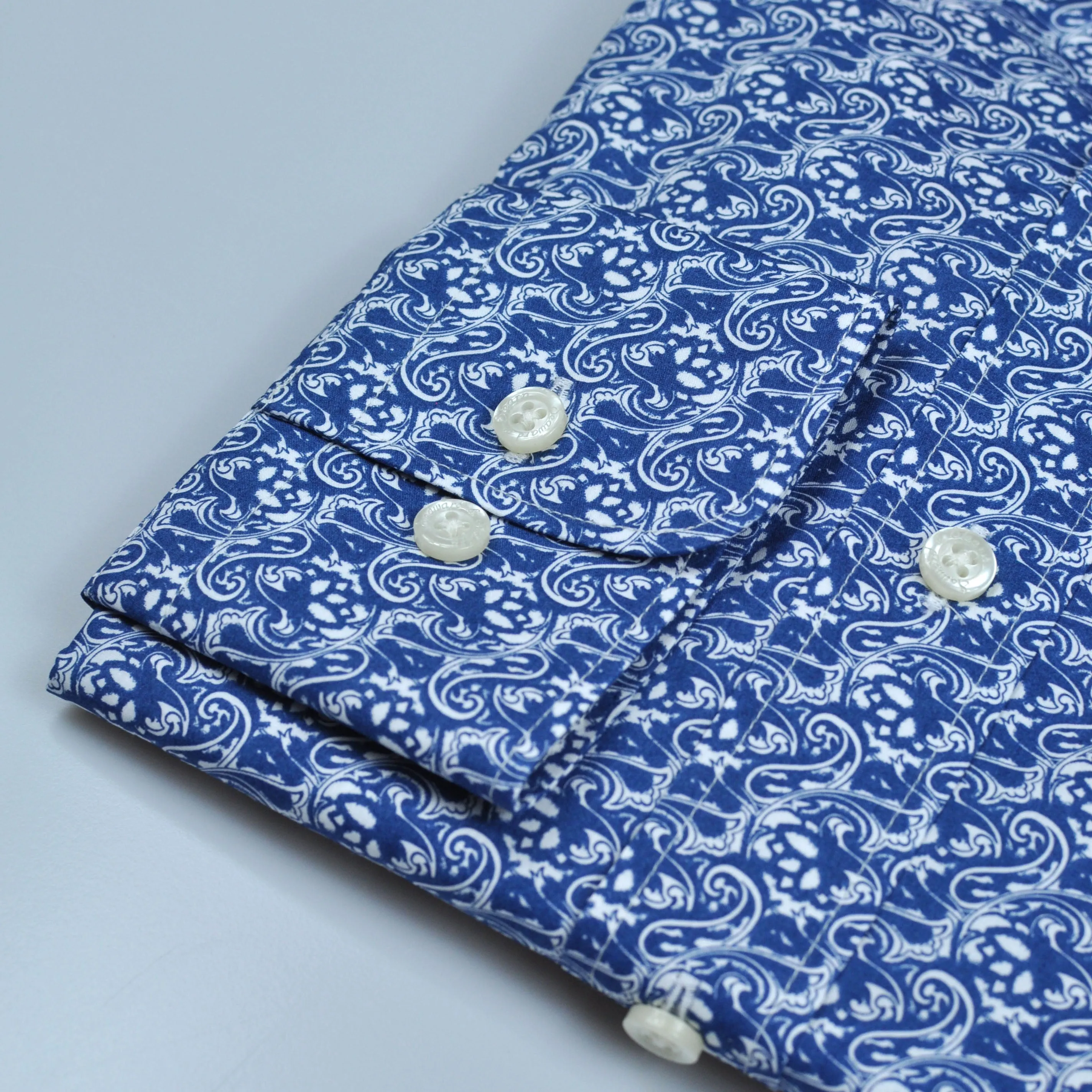 Neat Paisley Spread Collar Shirt in Blue