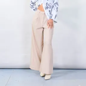 Pleated tailored trousers wholesale