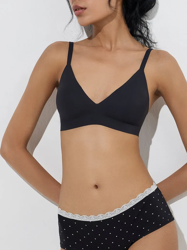 Superstar Black Invisible Bra