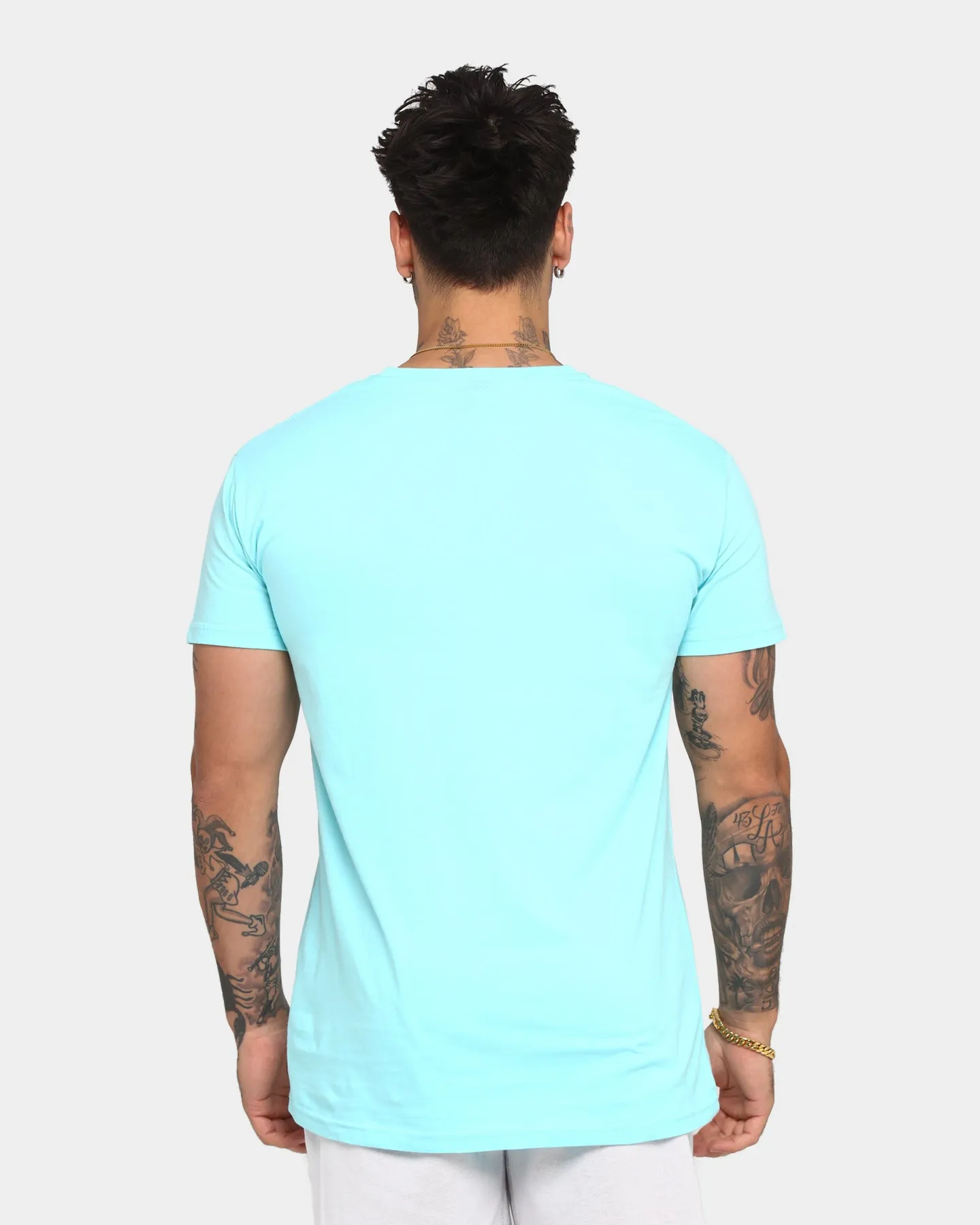 WNDRR Men's Manifest Custom Fit Short Sleeve T-Shirt Light Blue
