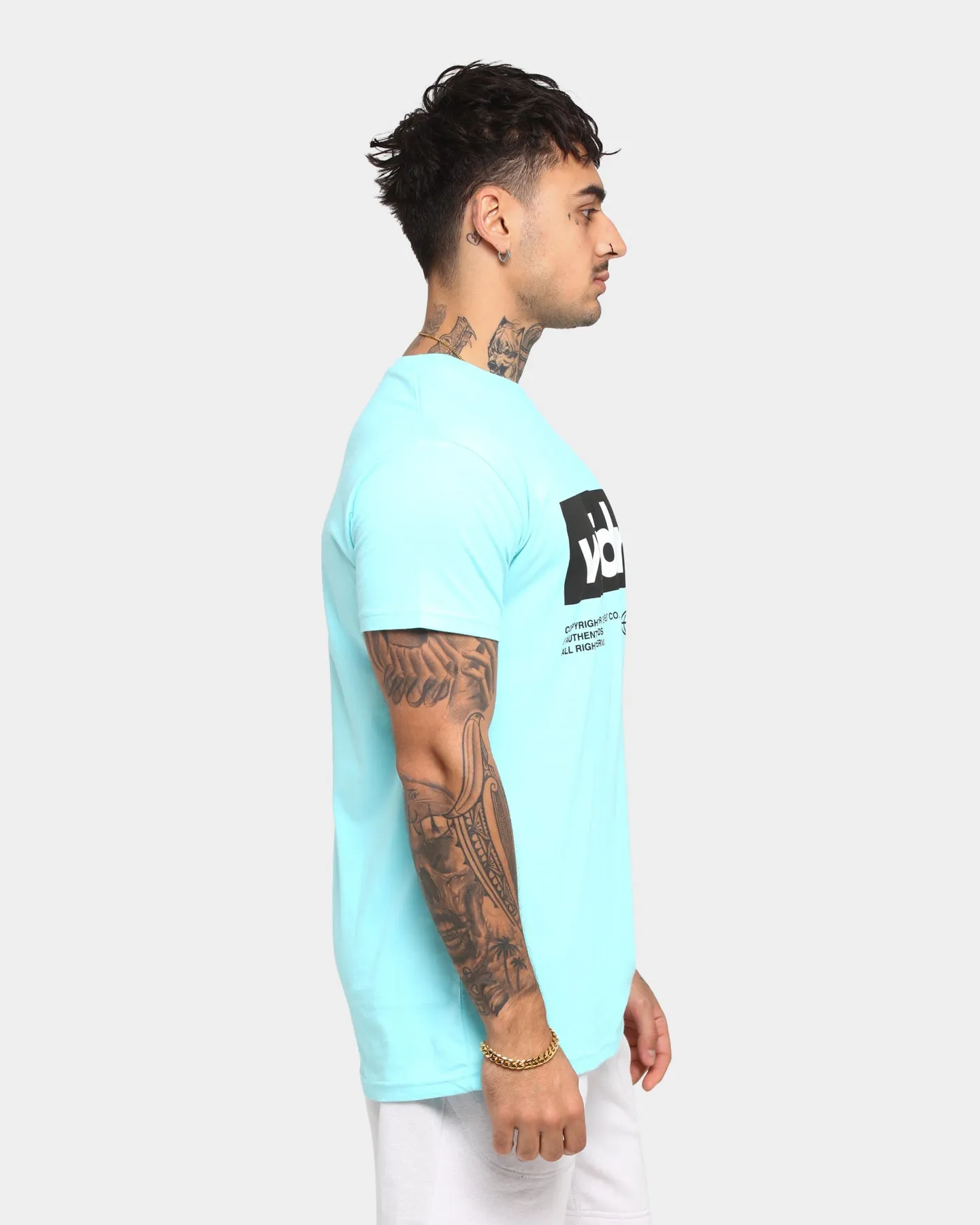 WNDRR Men's Manifest Custom Fit Short Sleeve T-Shirt Light Blue