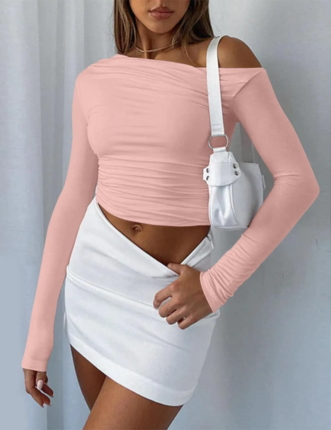 Zeagoo Womens Long Sleeve Off The Shoulder Casual Crop Tops Boat Neck Going Out Slim Fit Y2K T Shirts 2024