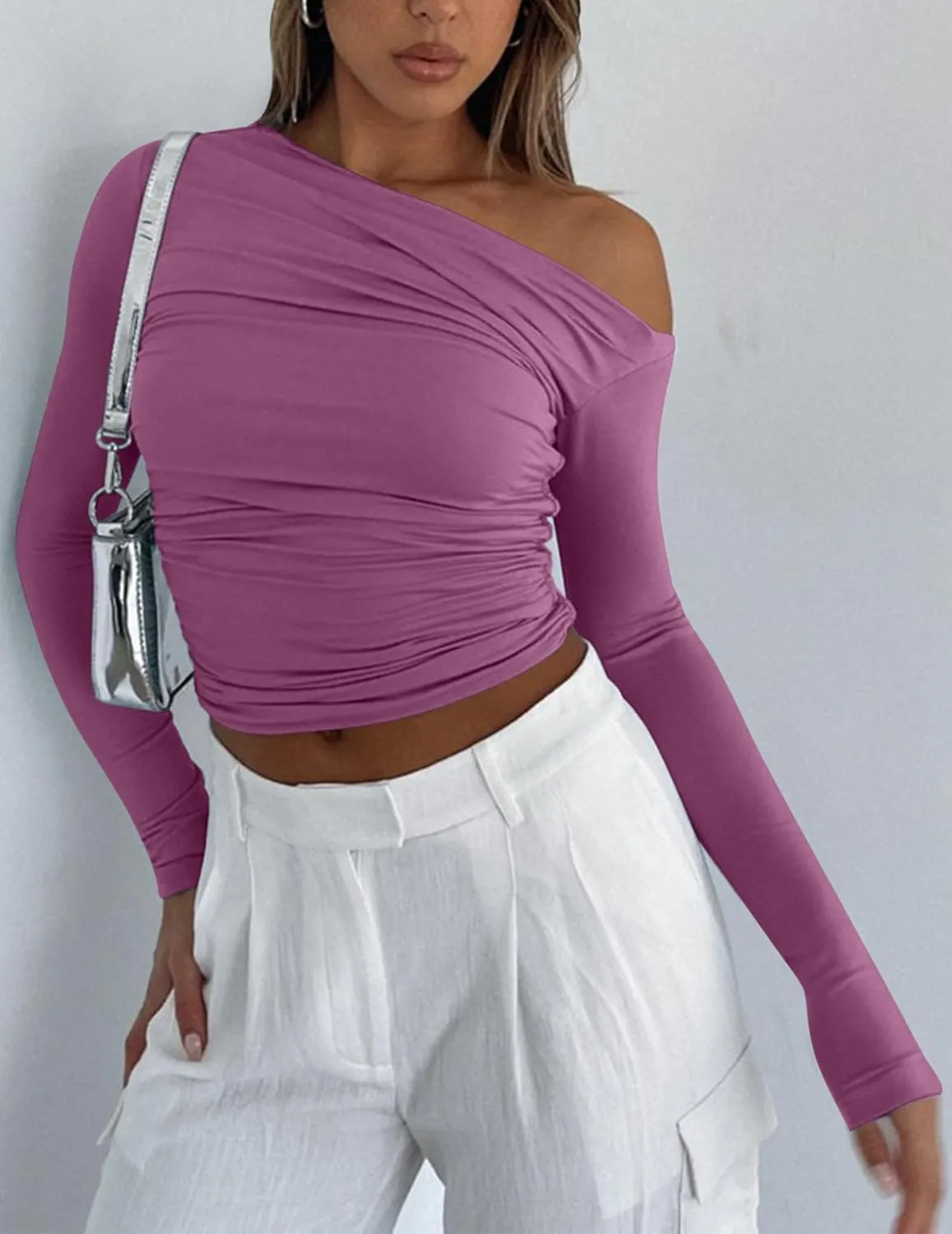 Zeagoo Womens Long Sleeve Off The Shoulder Casual Crop Tops Boat Neck Going Out Slim Fit Y2K T Shirts 2024