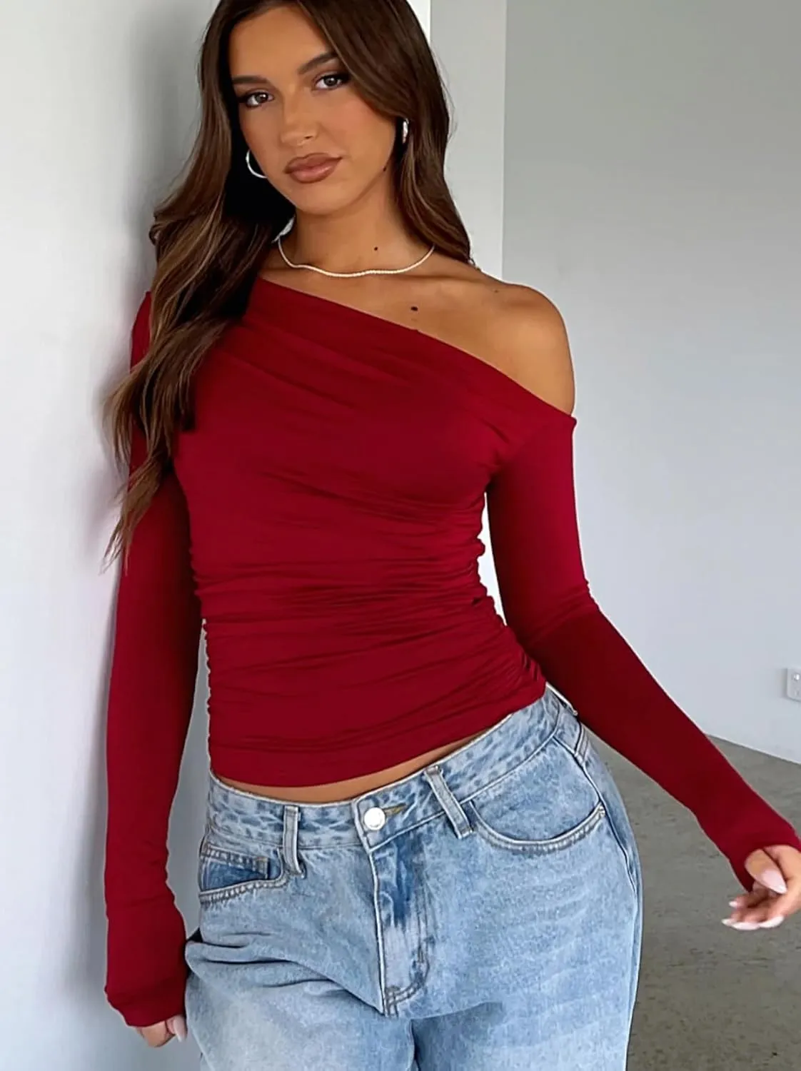 Zeagoo Womens Long Sleeve Off The Shoulder Casual Crop Tops Boat Neck Going Out Slim Fit Y2K T Shirts 2024